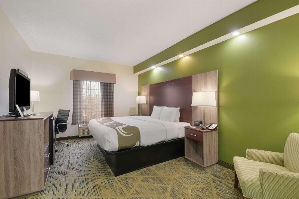 Quality Inn Alcoa Knoxville image 7